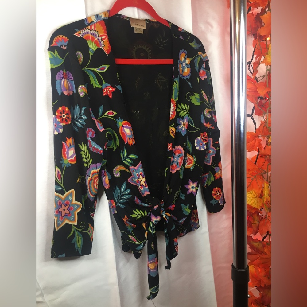 Choices | Women’s Black/Colorful Print Tie Front Blouse Top - Picture 2 of 12